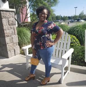 Meet your Posher, Talisha